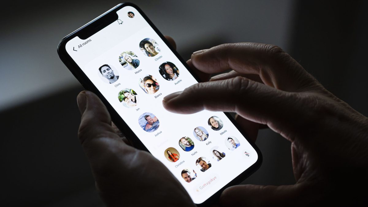 Apple should buy Clubhouse. Here's why