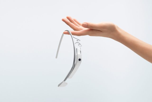 Google Glass Will Go On Sale Later This Year