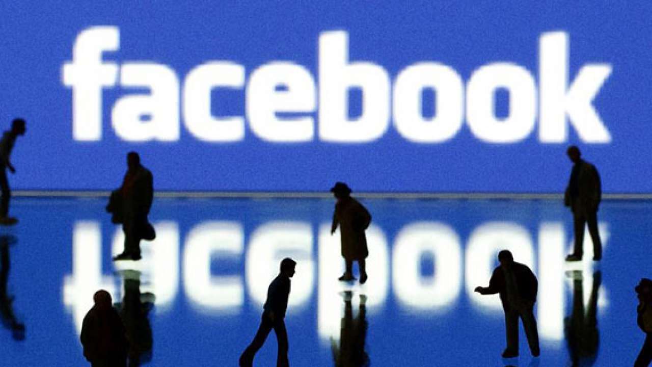 Facebook Aims at Social Networking for Work