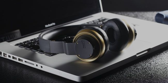Munitio Pro30 Headphones Want to Hug Your Ears