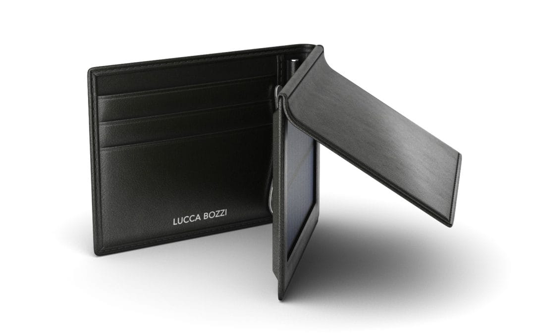 Lucca Bozzi’s solar charging wallet: is it worth the price?