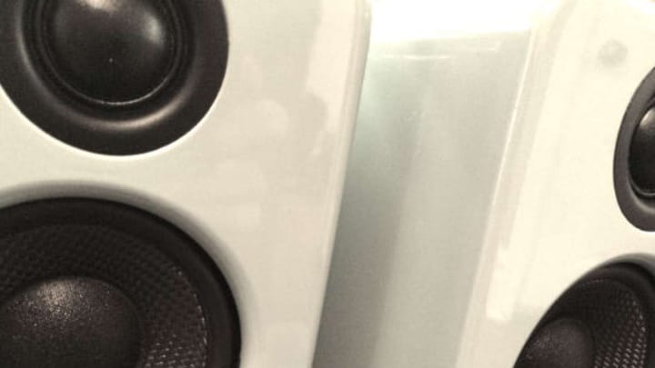 Review: Kanto YU2 Speakers