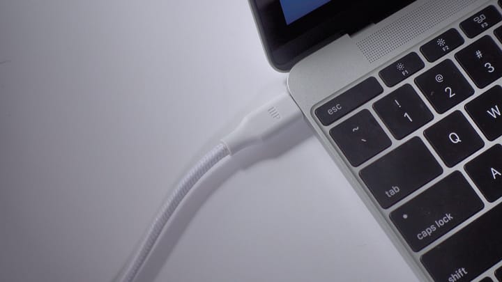 What's the best monitor for the 12-inch MacBook?